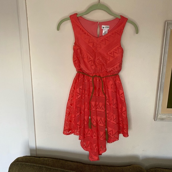 Emily West coral pink dress with lace and leather braided belt, size 8 - Picture 2 of 9